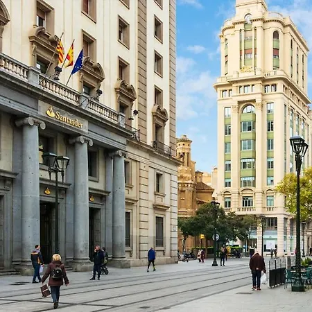 Pasaje De Giles Con Garaje * Zaragoza