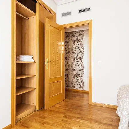 Pasaje De Giles Con Garaje Apartment Zaragoza